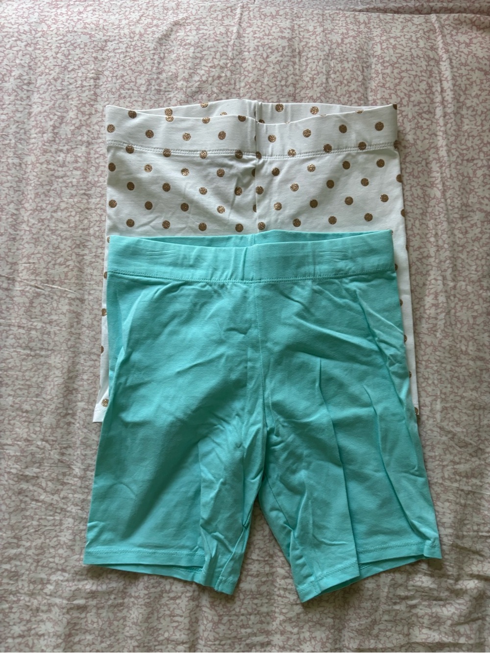 Tommy Bahama Girls 2-Pack Bike Shorts - Aqua & Cream with Gold Dots